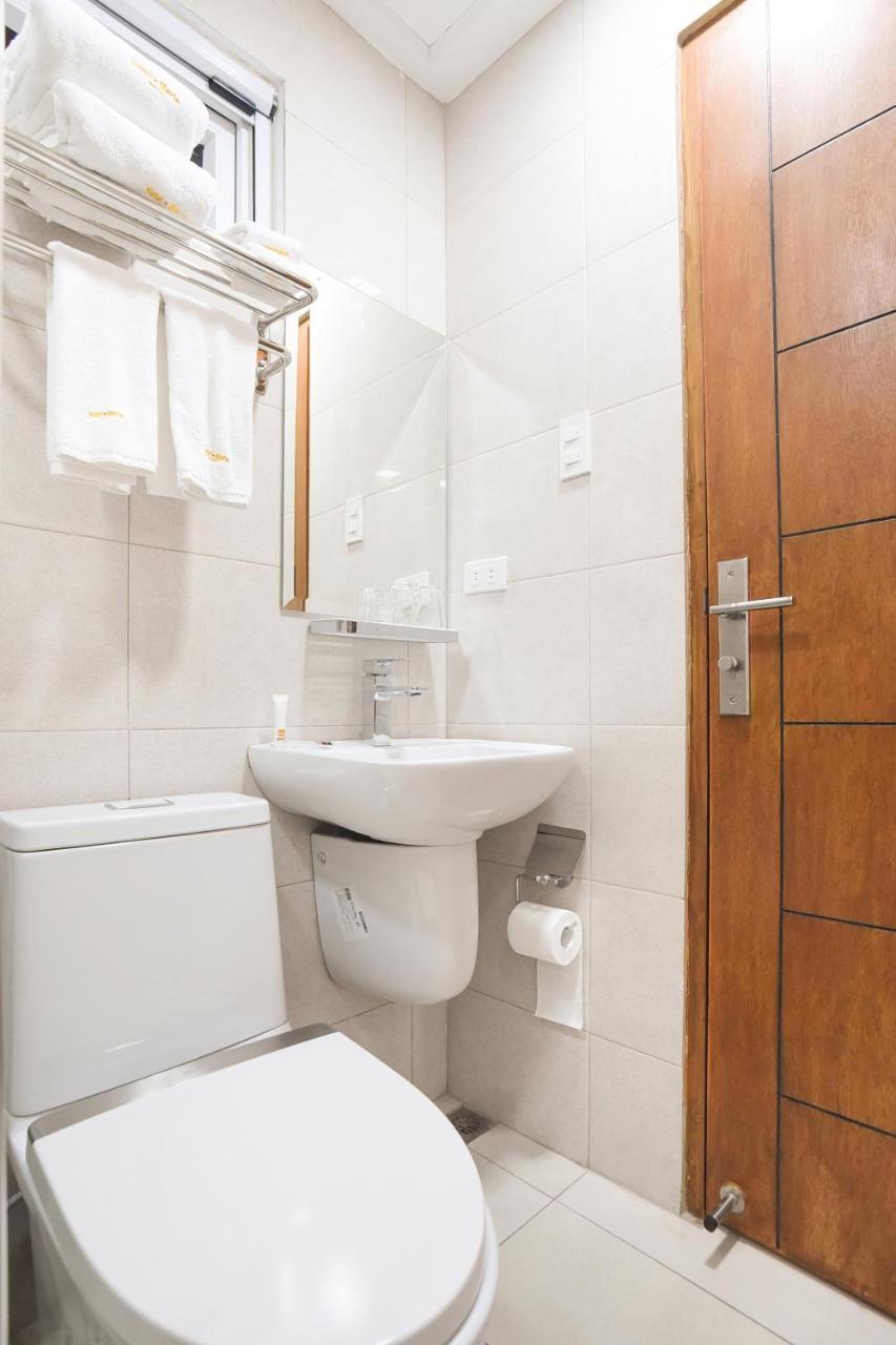 Hotel Merlo Makati City Eksteriør bilde
