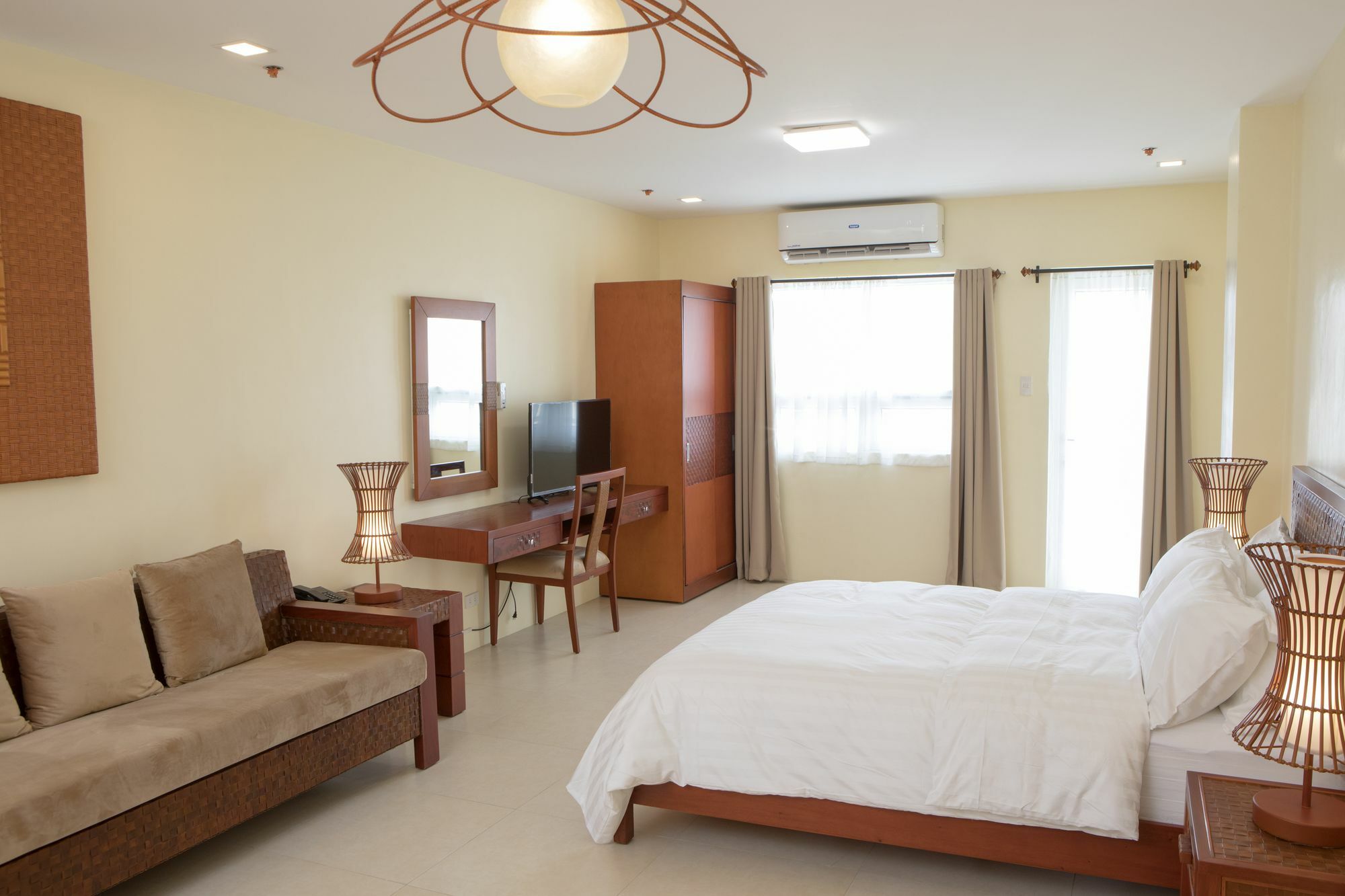 Hotel Merlo Makati City Eksteriør bilde